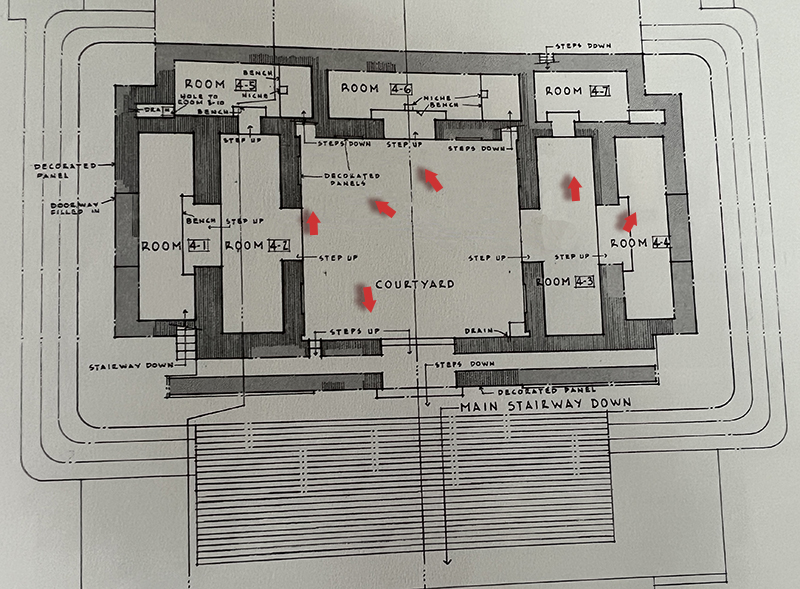 Interactive diagram of the residential courtyard atop Structure IV from David F. Potter, Maya Architecture of the Central Yucatan Peninsula