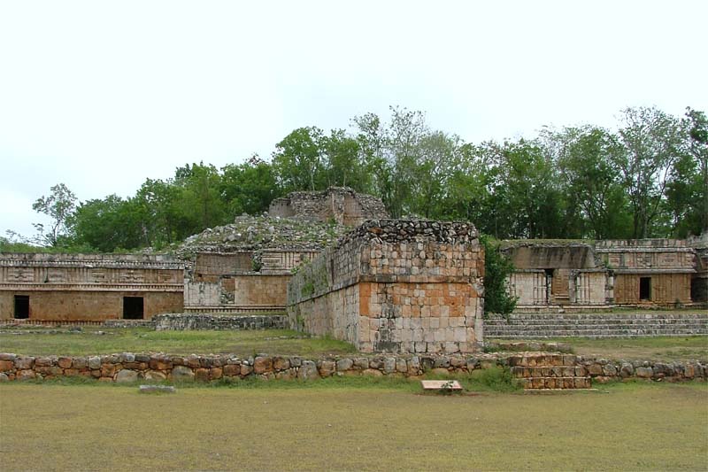 Visual comparison of the West and Central Patios at Labna, showing the dividing wall and site topography