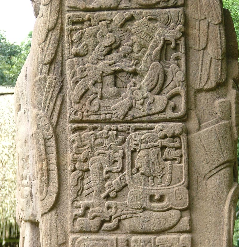 Detail of the 0 Kin and 7 Ahau glyphs on Stela D