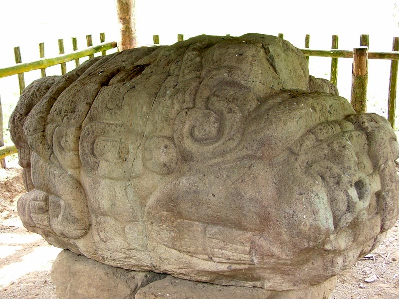 Altar N (Monument 14) at Quirigua showing a skeletal head