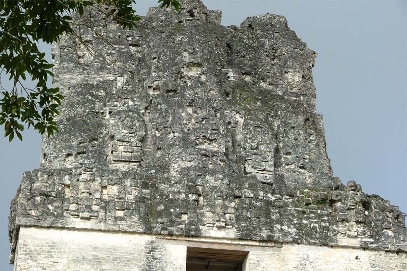 Tikal: Temple II detail