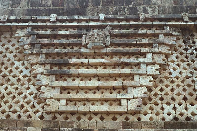 East Building, Nunnery Quadrangle, trapezoidal double-headed serpent bars
